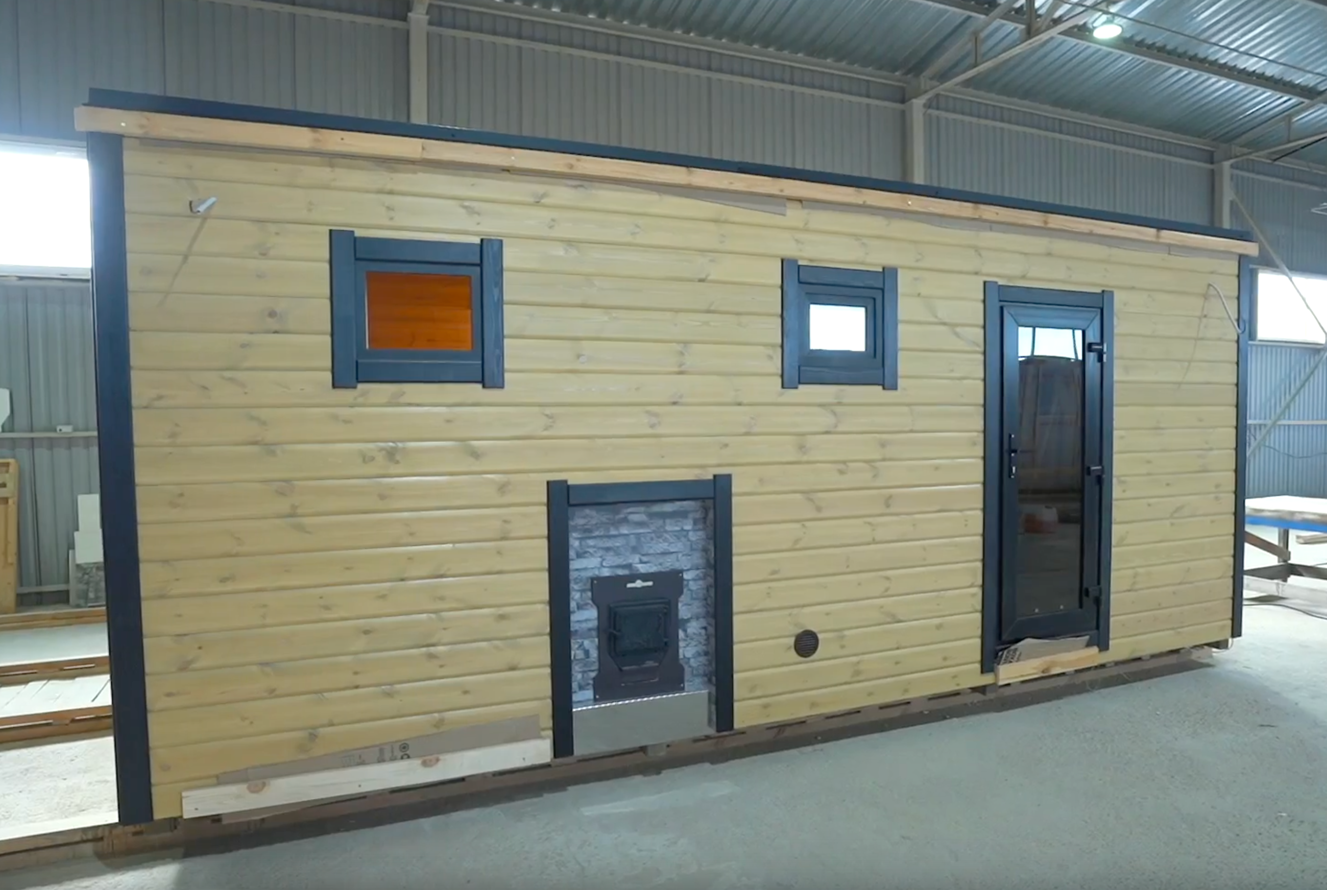 Видеообзор на модульную баню woodel box 4 метра