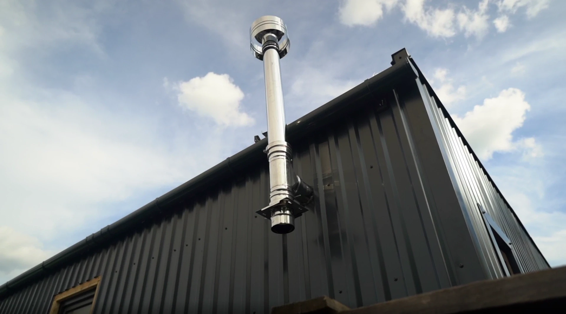 Большая баня с террасой в Подмосковье