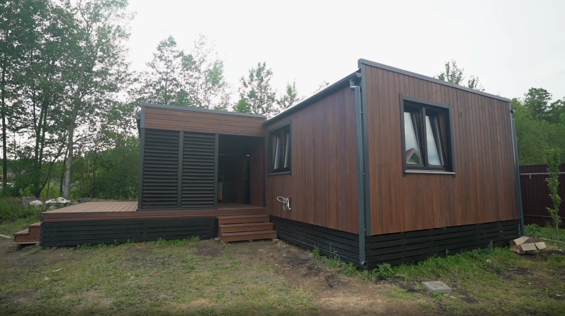 Большая баня с террасой в Подмосковье