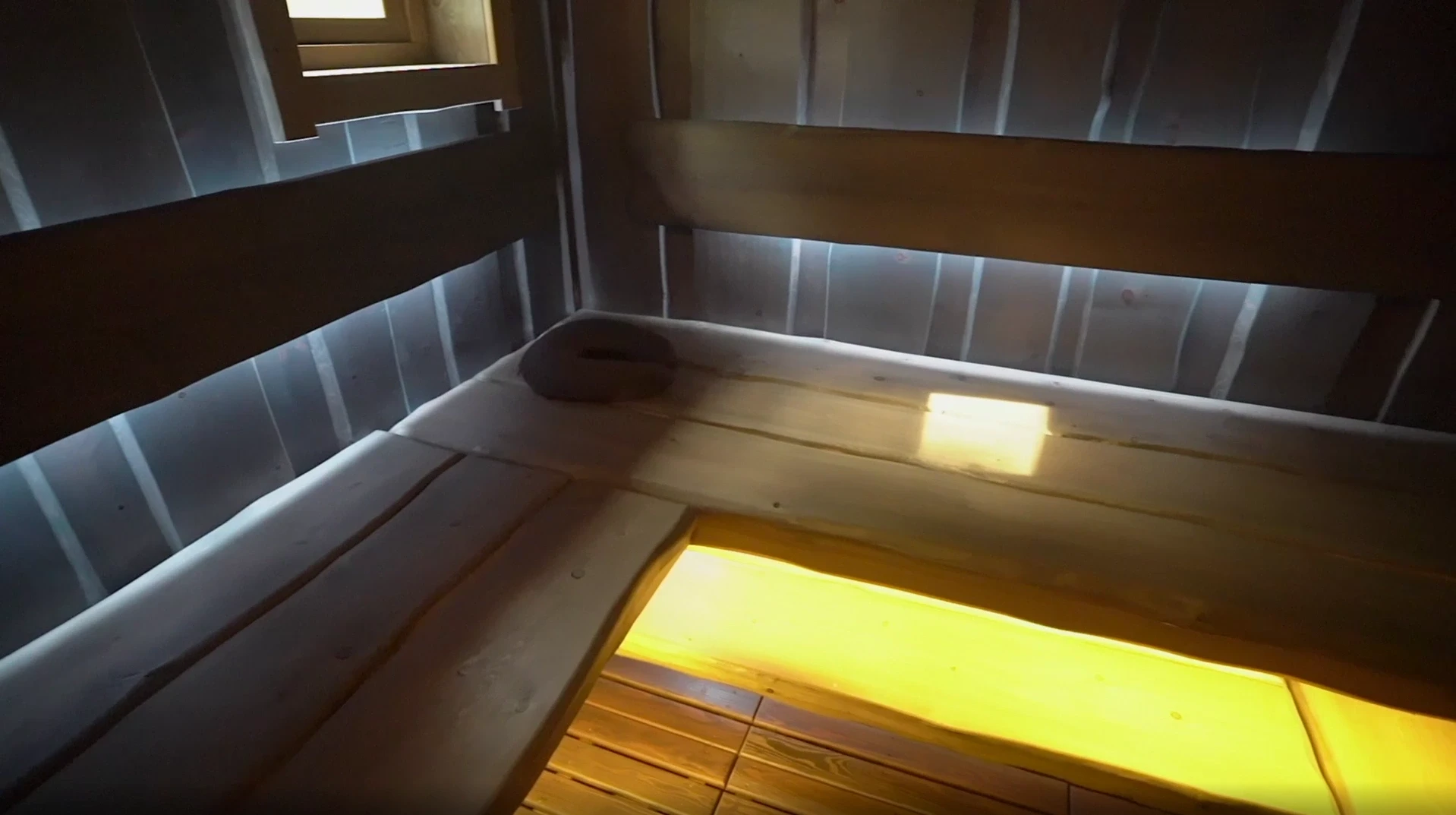 Большая баня с террасой в Подмосковье